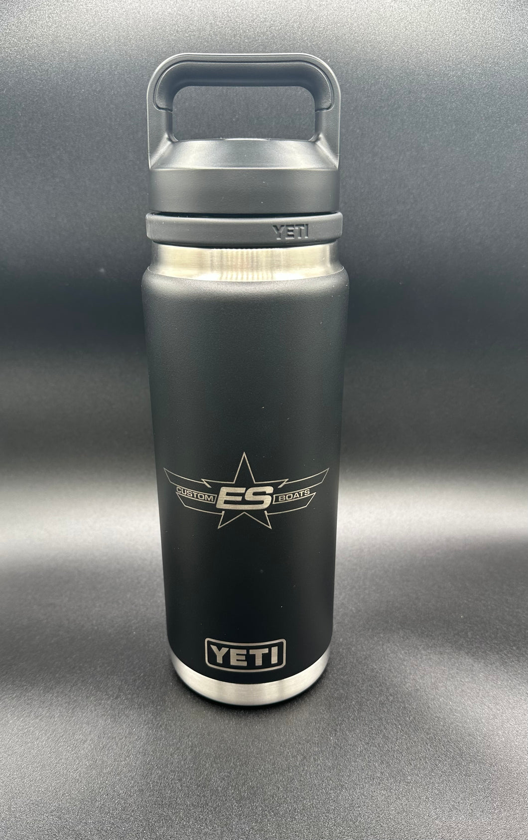 YETI Rambler 26 oz Water Bottle – ES Custom Boats/Simmons Gear